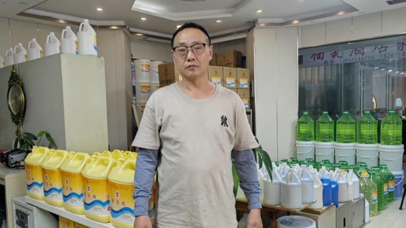 年轻人下班后开始搞副业了