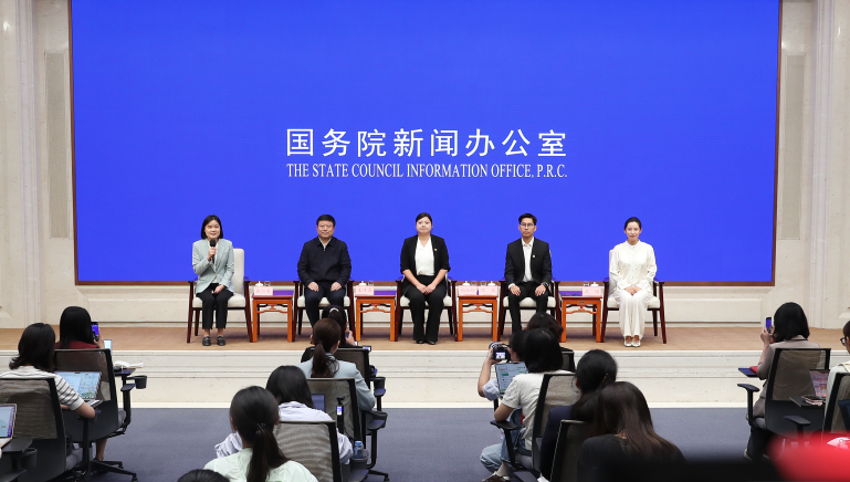 中外科学家聚焦气候变化下的热带动植物新动向