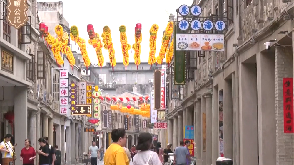 解放军破晓出击现场画面