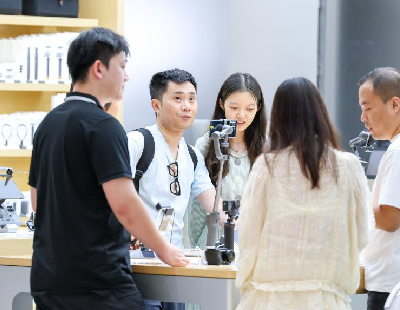 中国人民的好朋友为了友谊跨越山海
